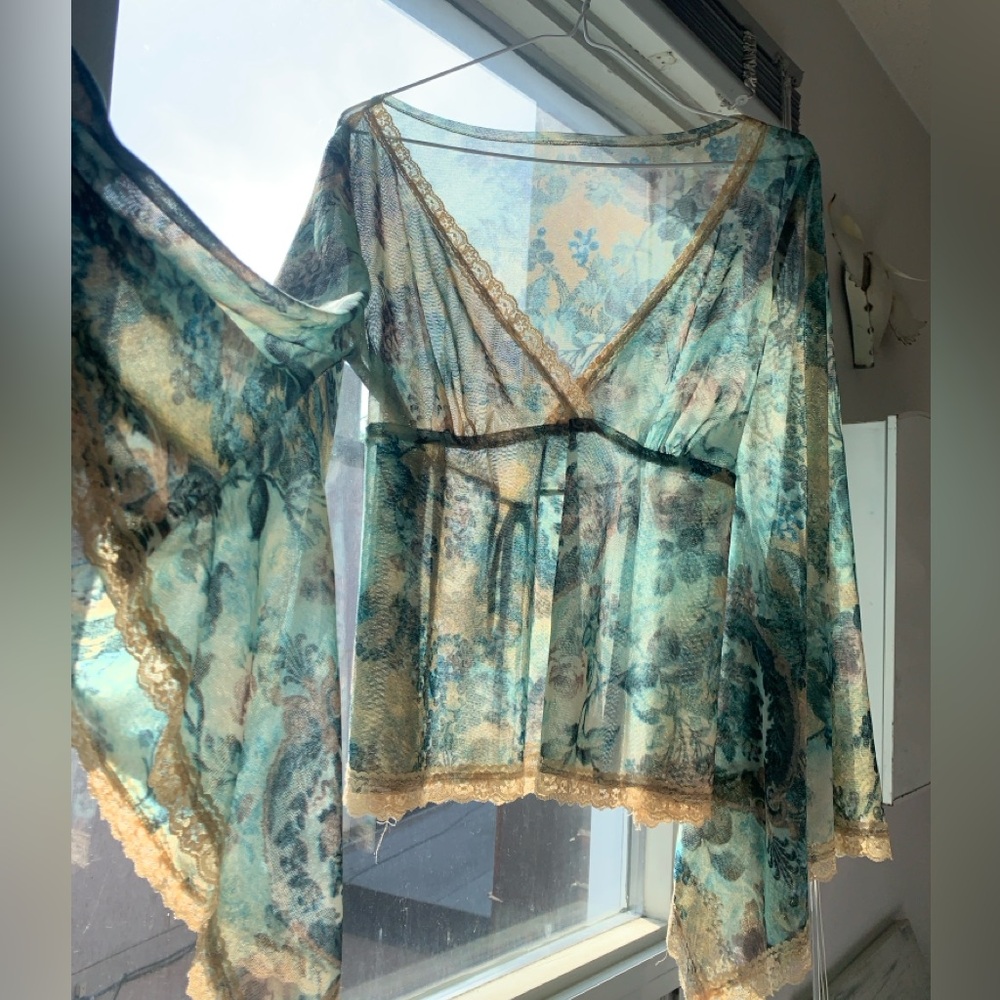 AWESOME 70’s Vintage Butterfly Sleeve Stevie Nicks Top💐💐💐
